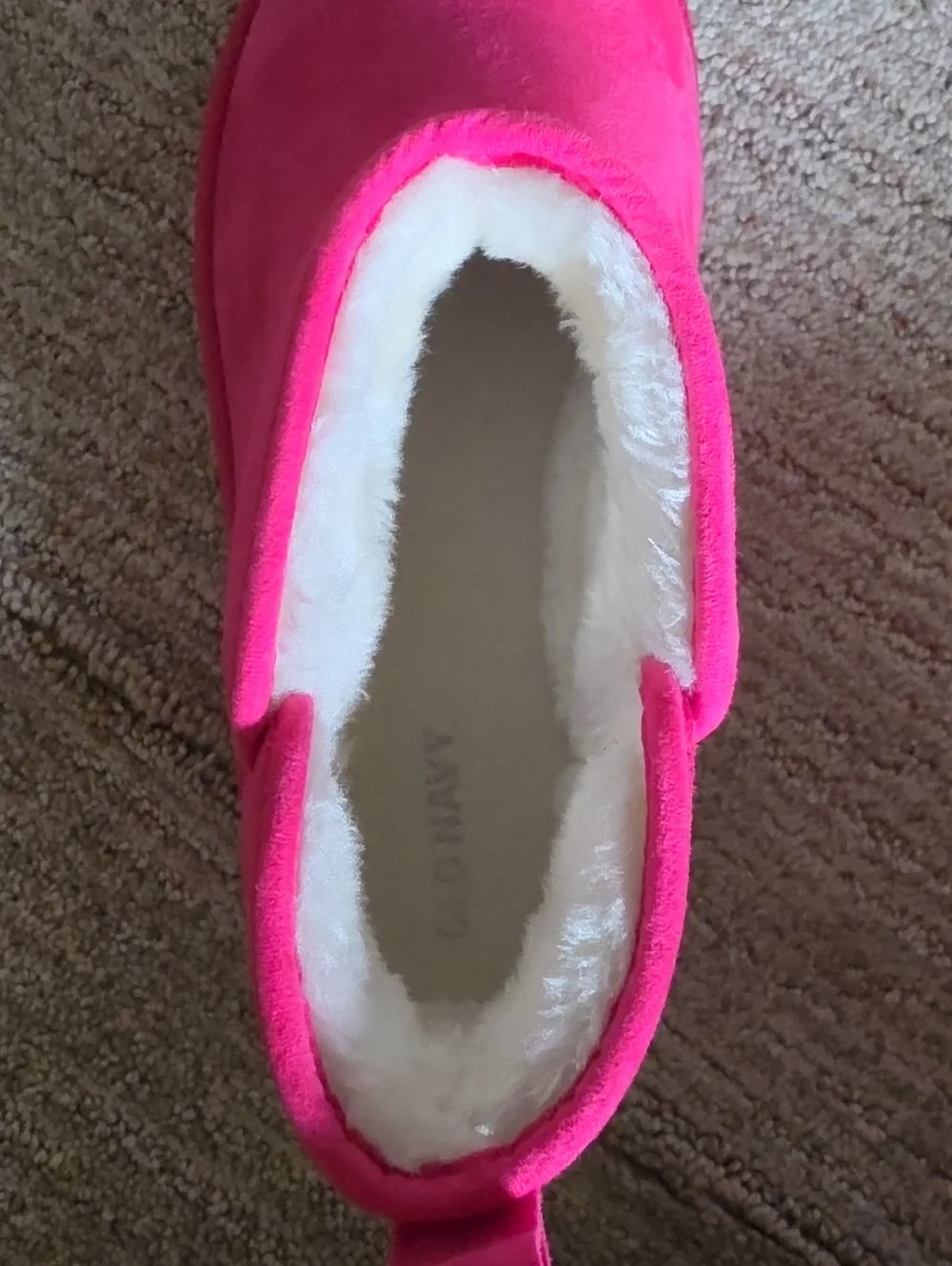 Old Navy Hot Pink Kids Cozy Booties